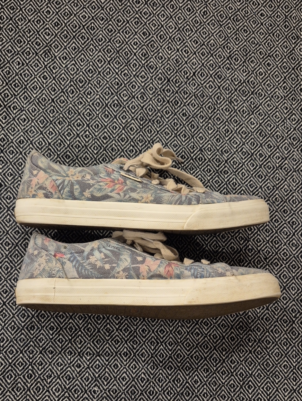 Taos Plim Soul Sneakers Size 11 - Picture 7 of 9